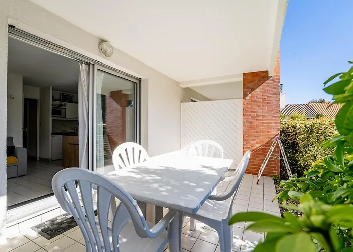 A Babord,terrasse, Golf, -58 *